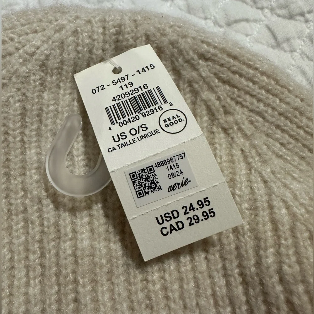 Aerie x Dr. Seuss Grinch Cindy Lou Who Beanie Holiday Knit Beanie